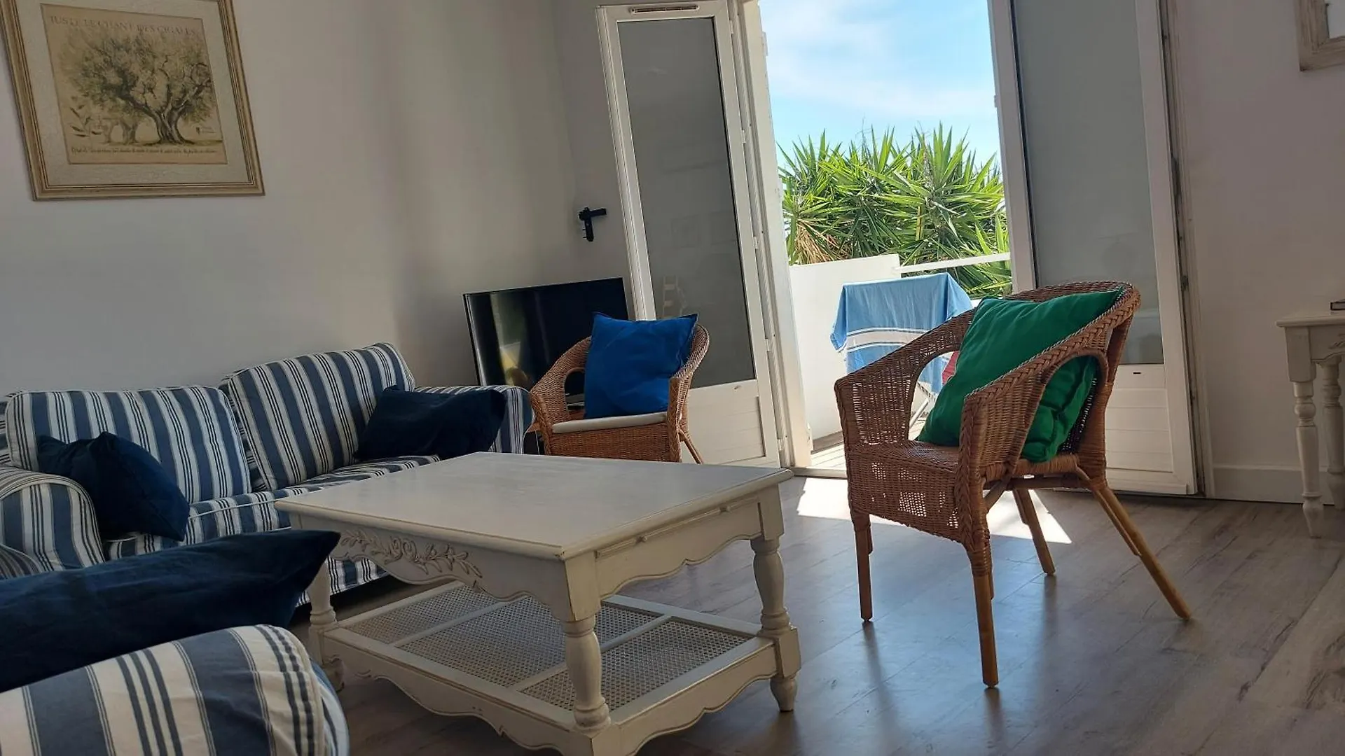 Apartament Haut De Villa Vue Mer Le Lavandou