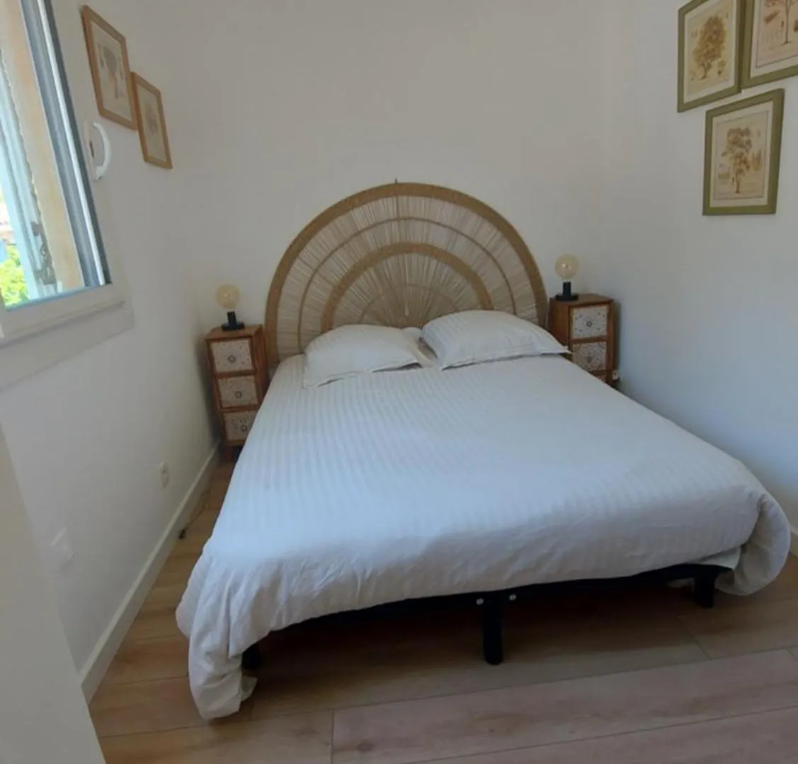 Haut De Villa Vue Mer Le Lavandou Apartament